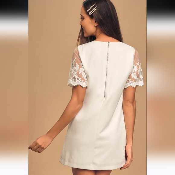 LULU'S Dance a Little Lace White Embroidered Short Sleeve Shift Dress. M NWT - Picture 4 of 16